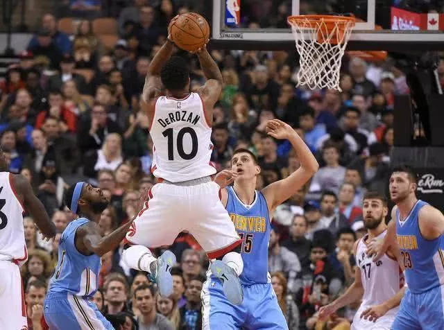 现代足球的 现代足球的